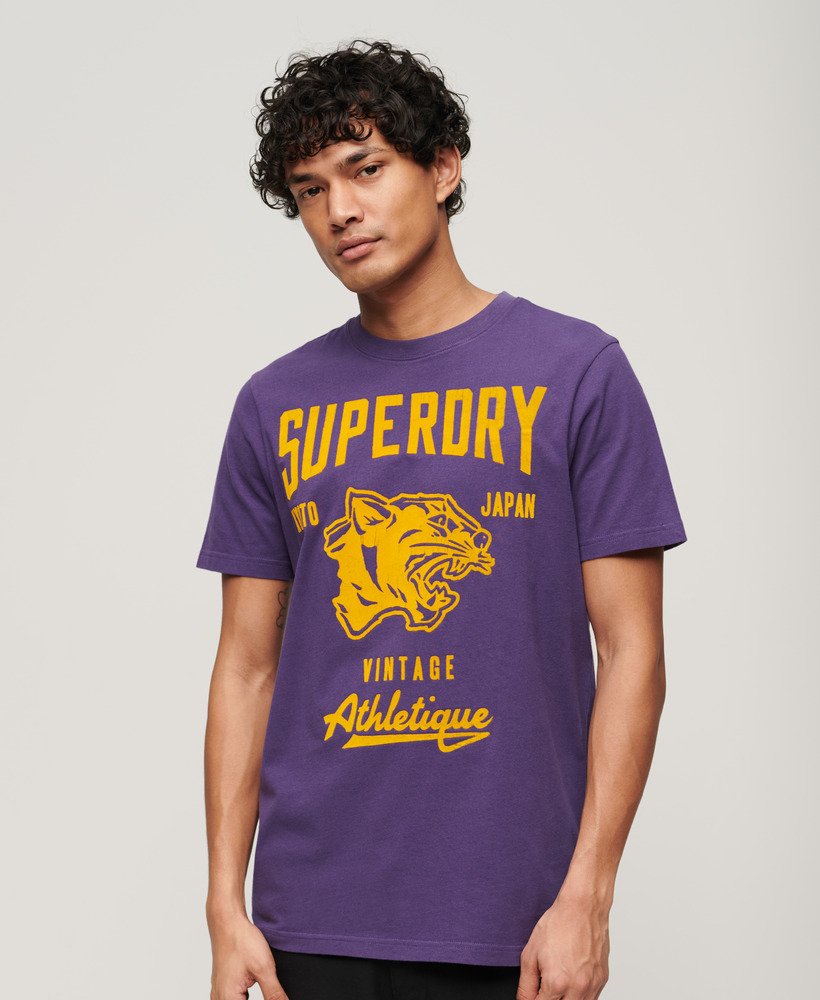 atletisch t-shirt met graphic print voor atletiek in lex purple