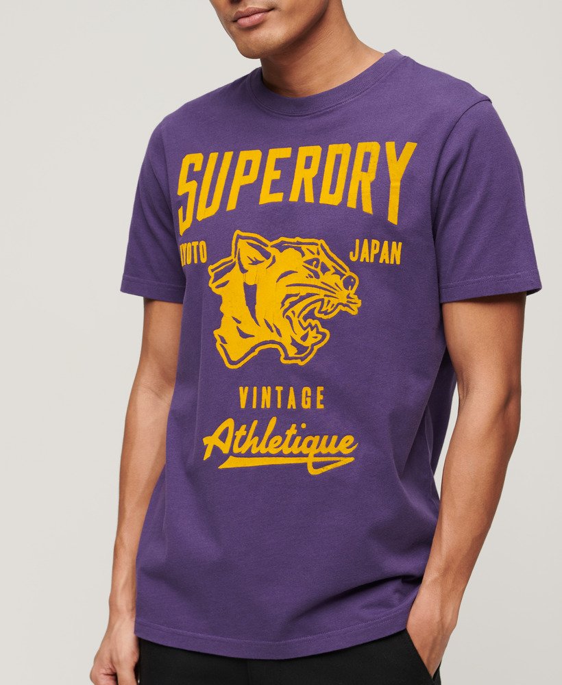 atletisch t-shirt met graphic print voor atletiek in lex purple