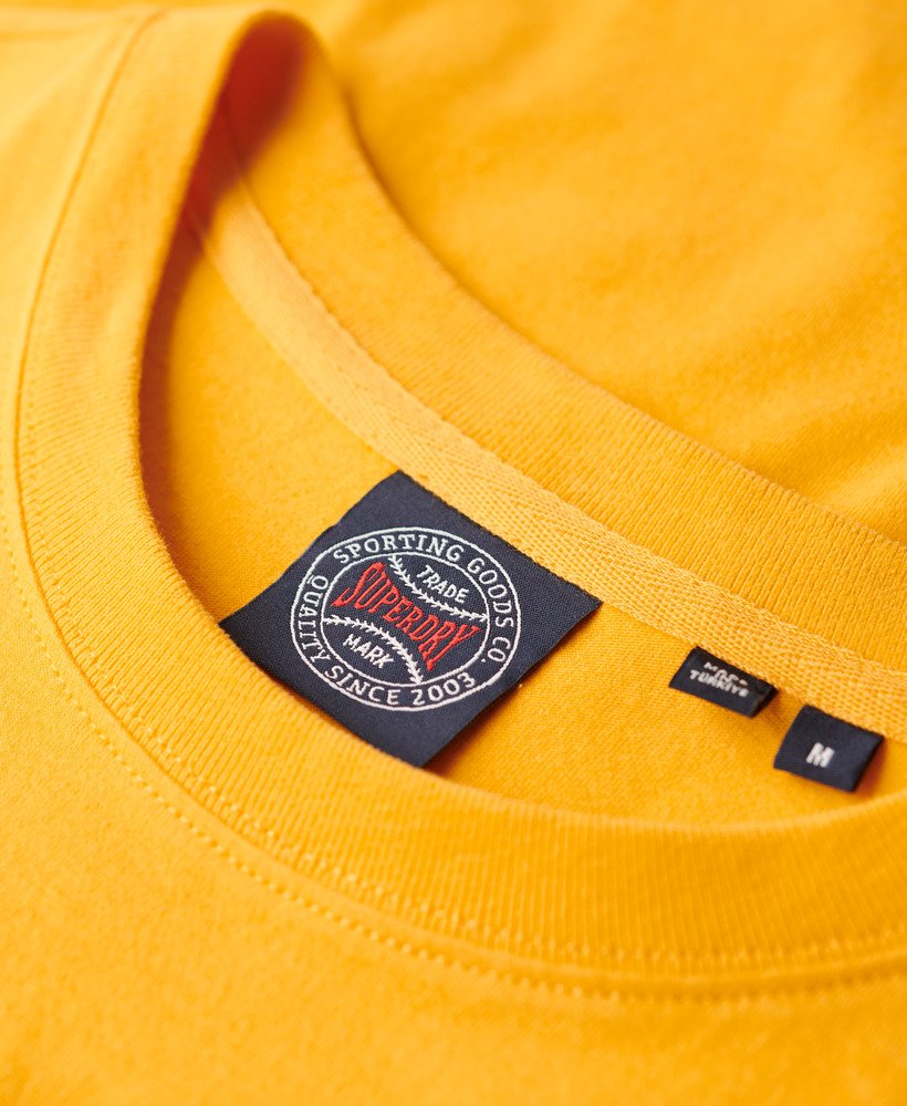 atletisch t-shirt met graphic print in utah gold