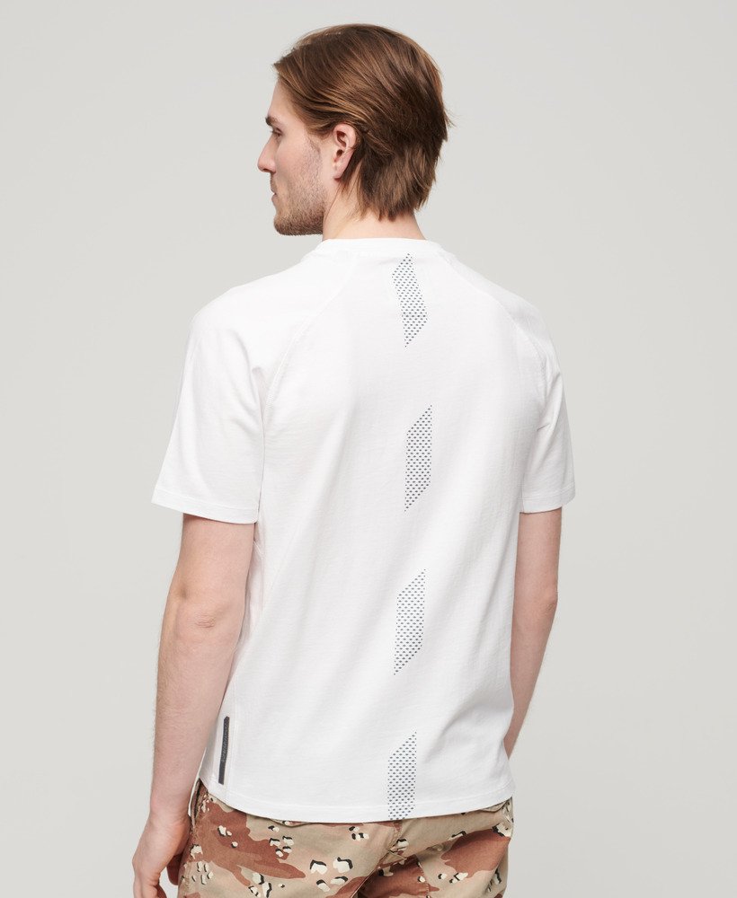 sport tech logo relaxed t-shirt in briljant wit