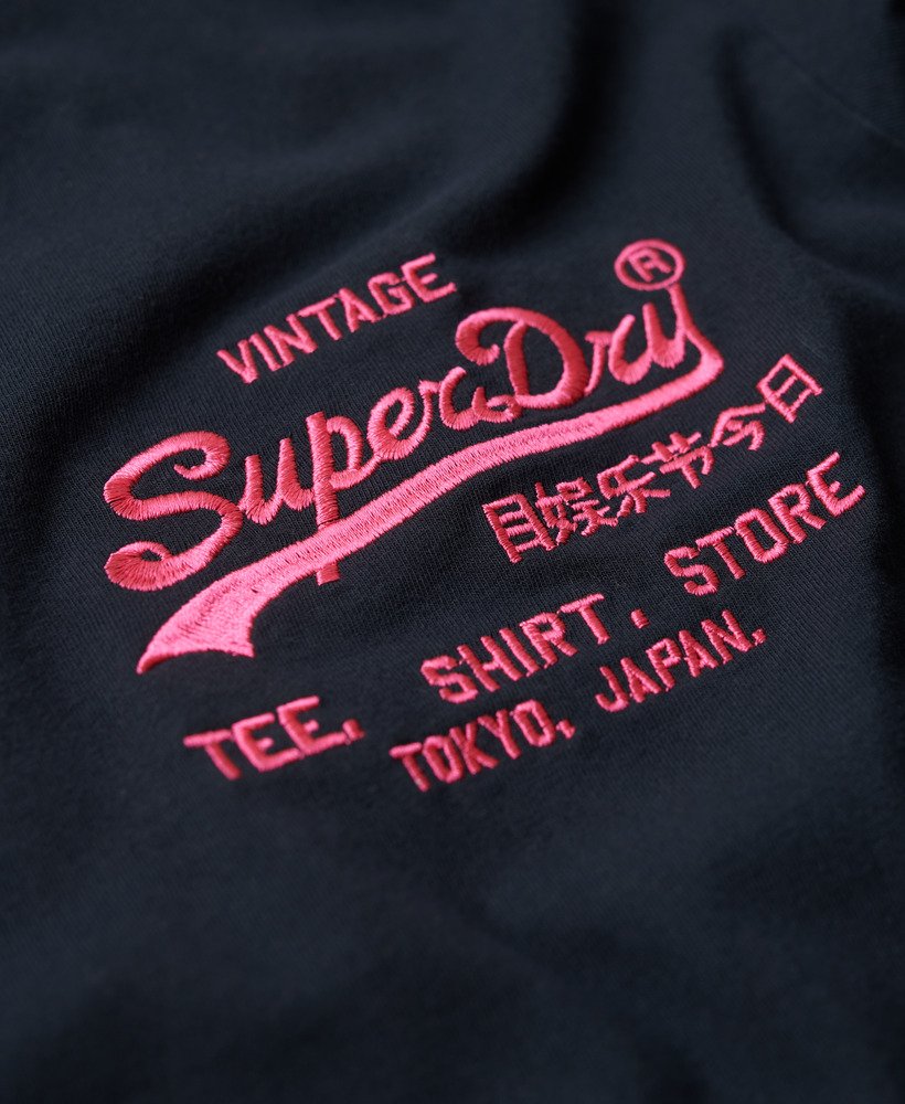 neon vintage logo t-shirt in eclipse navy