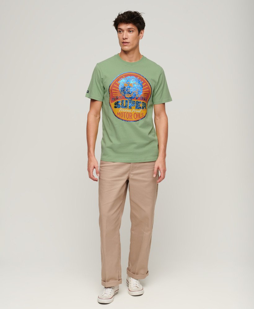 t-shirt van gasoline workwear in zachtgroen
