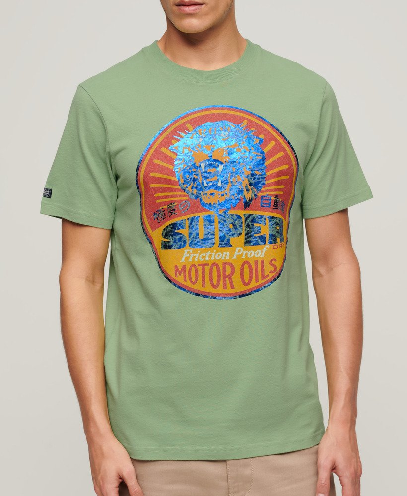 t-shirt van gasoline workwear in zachtgroen