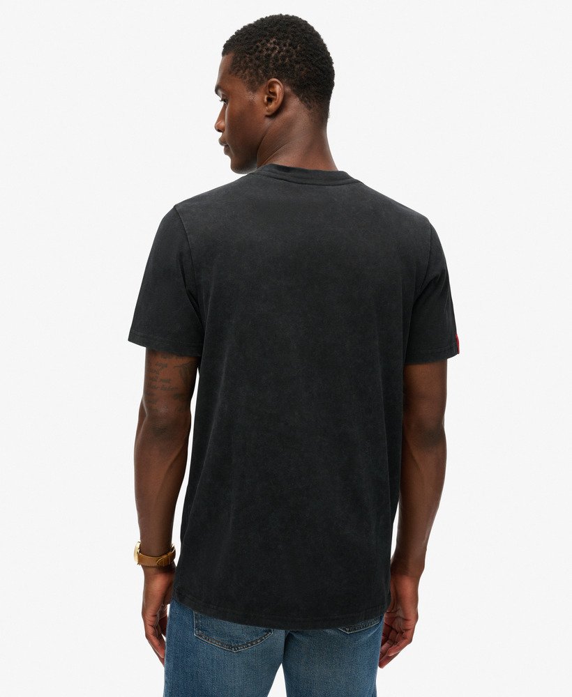 osaka 6 t-shirt met puffprint in gitzwart