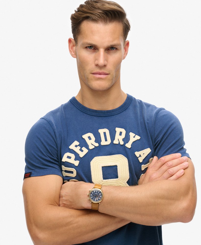 vintage sportief t-shirt met korte mouwen in supermarine navy