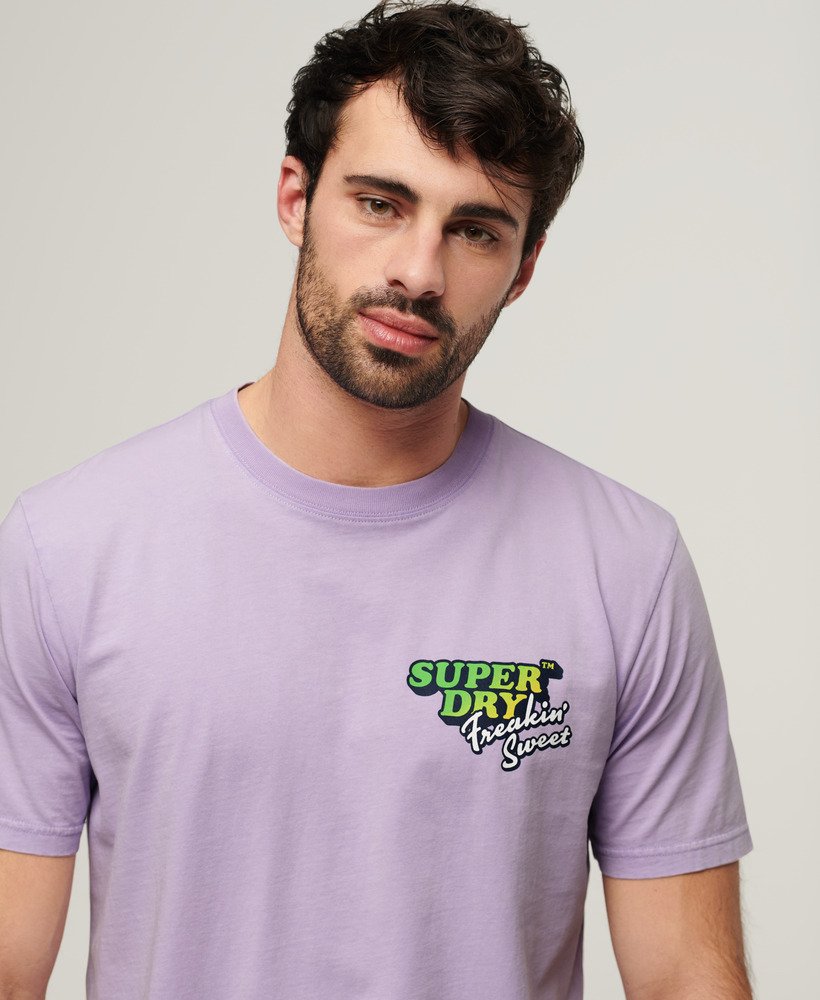 neon travel chest loose t-shirt in licht lavendelpaars