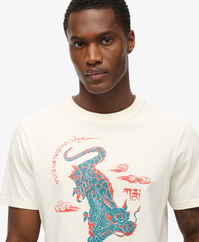 superdry x komodo kailash dragon t-shirt in nieuw krijtwit