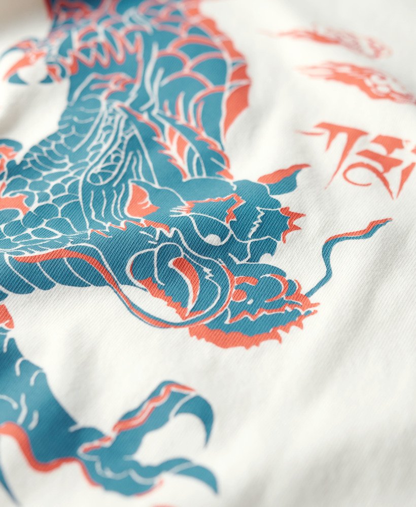 superdry x komodo kailash dragon t-shirt in nieuw krijtwit