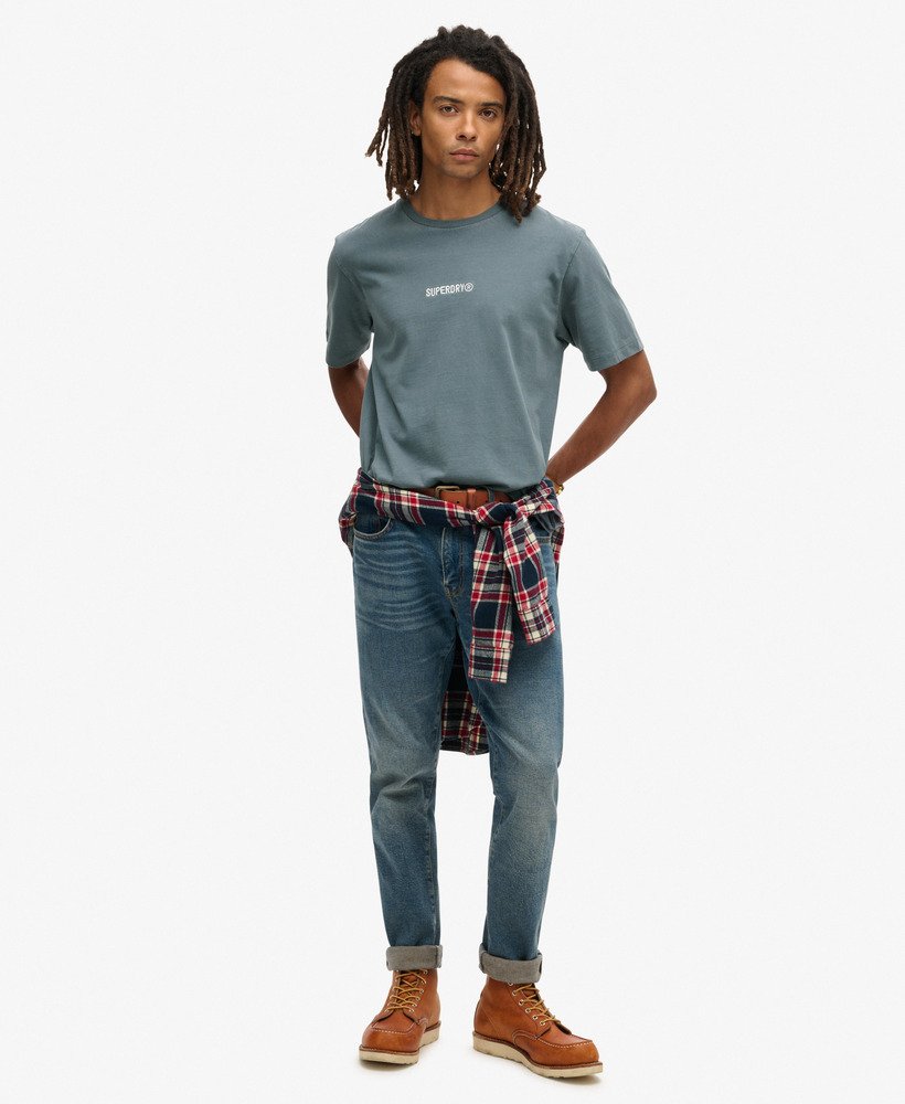 t-shirt met micrologo en losse pasvorm in stormachtig weerblauw.