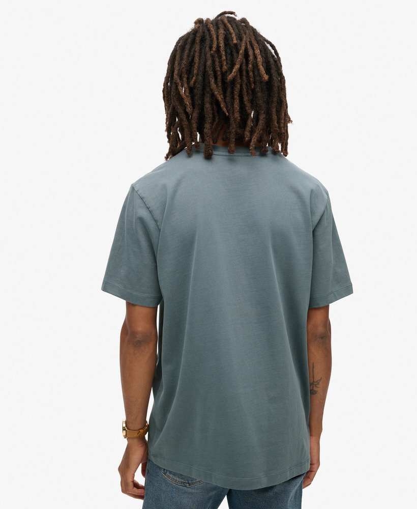 t-shirt met micrologo en losse pasvorm in stormachtig weerblauw.