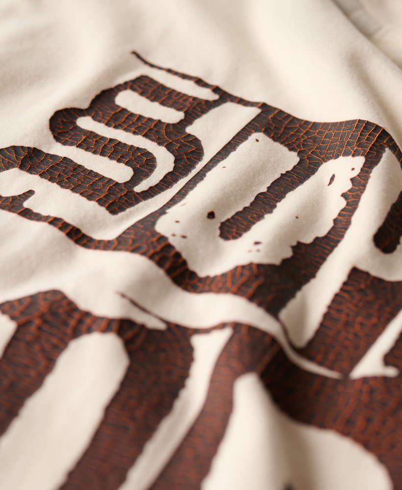 lo-fi punk graphic losvallend t-shirt in crèmekleur.