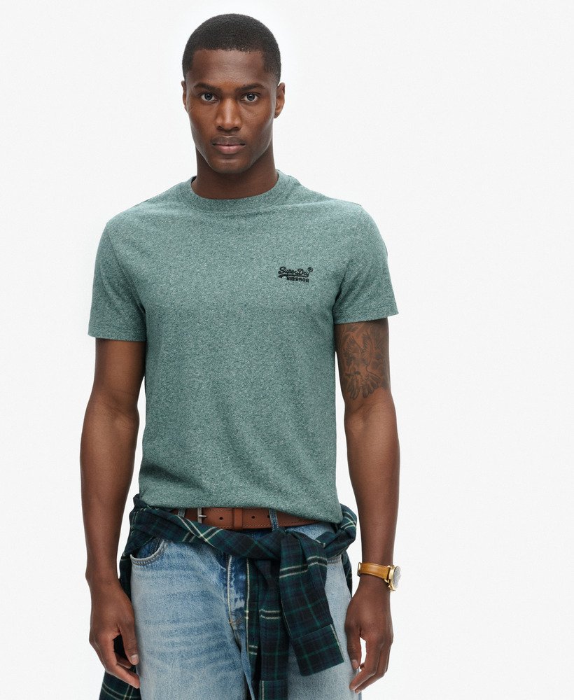 t-shirt met essential-logo van biologisch katoen in middengroene kleur.