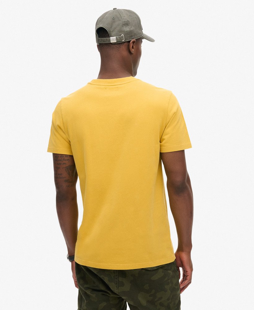 tokyo graphic t-shirt in oliegeel