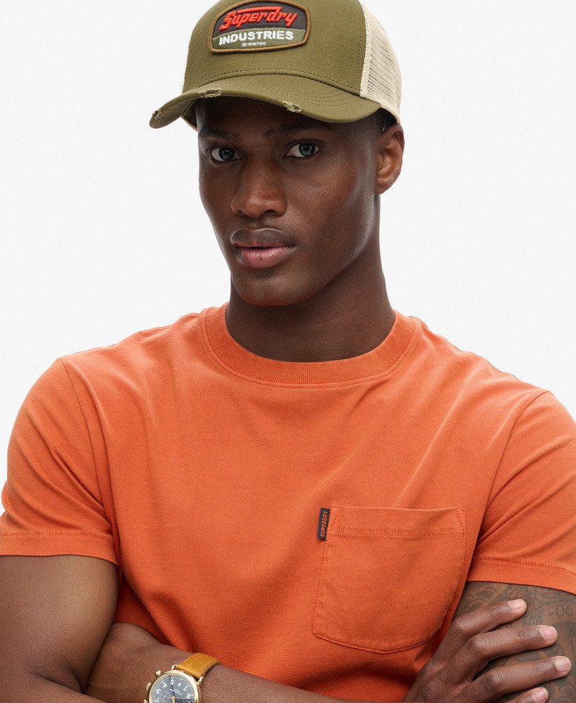 essential washed pocket t-shirt in washed autumn glaze brown