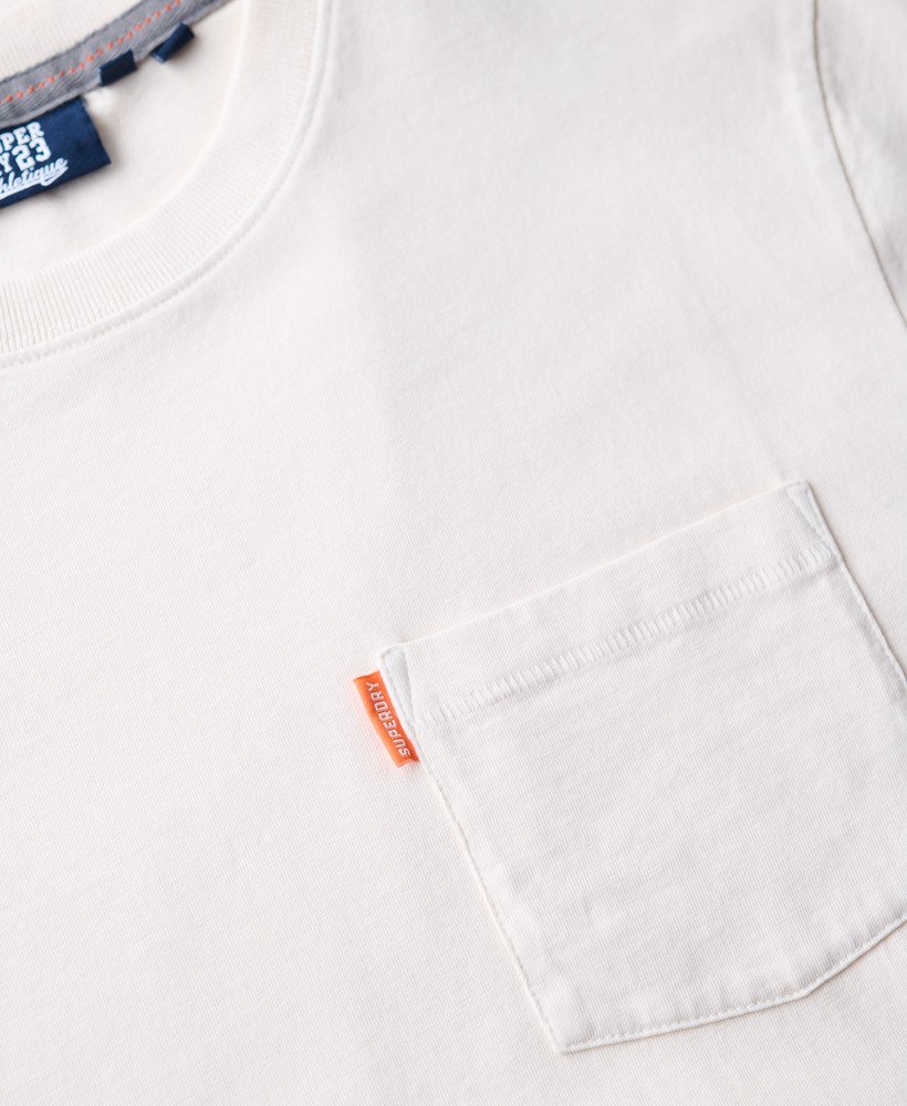 essential washed pocket t-shirt in washed chalk