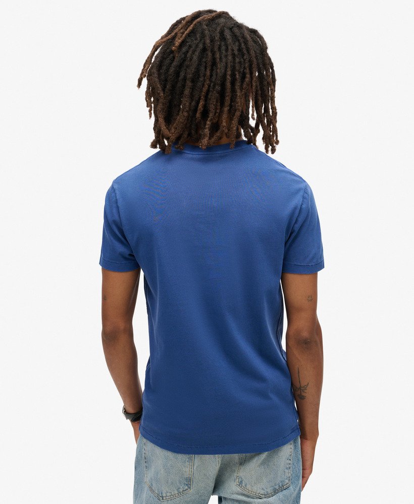 essential washed pocket t-shirt in washed supermarine navy