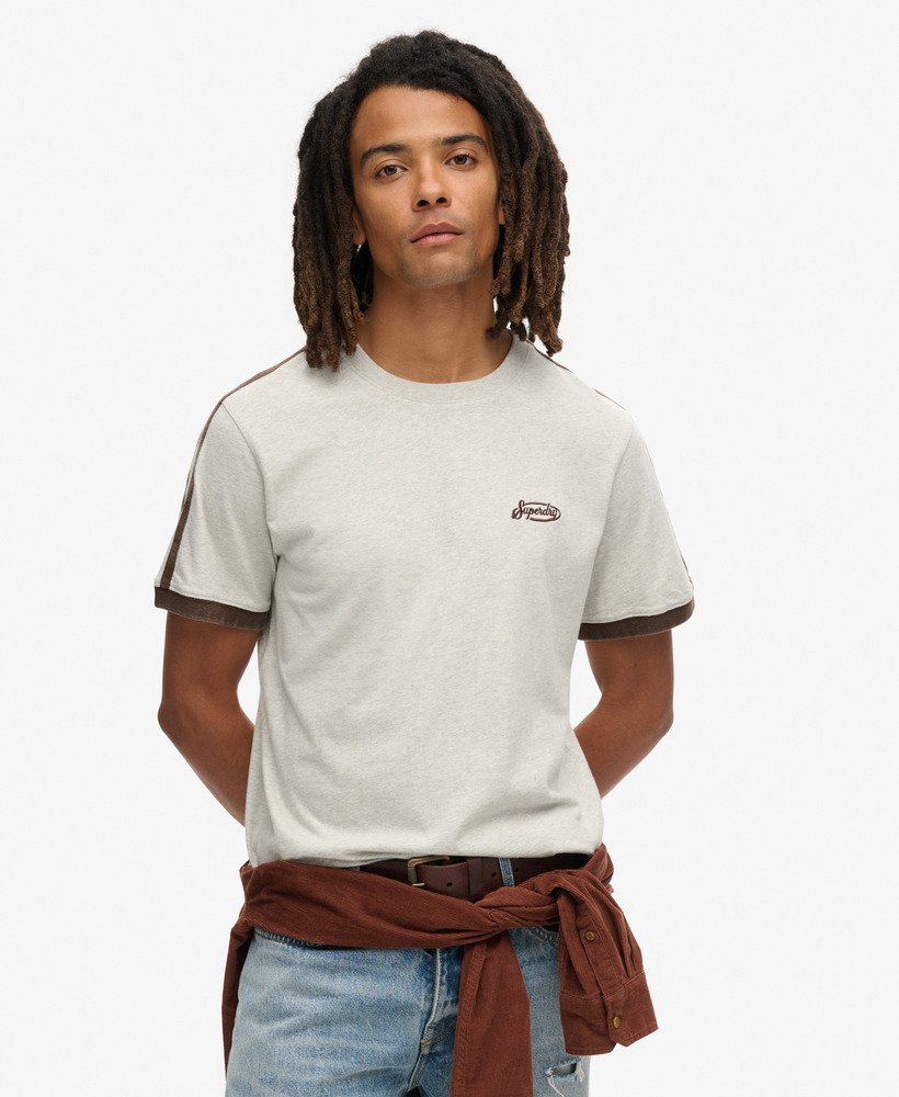 essential logo retro gestreept t-shirt in lightning grey grindle