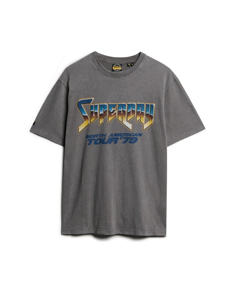 t-shirt met grafische print van een rockband uit de jaren 70 in donkergrijs.