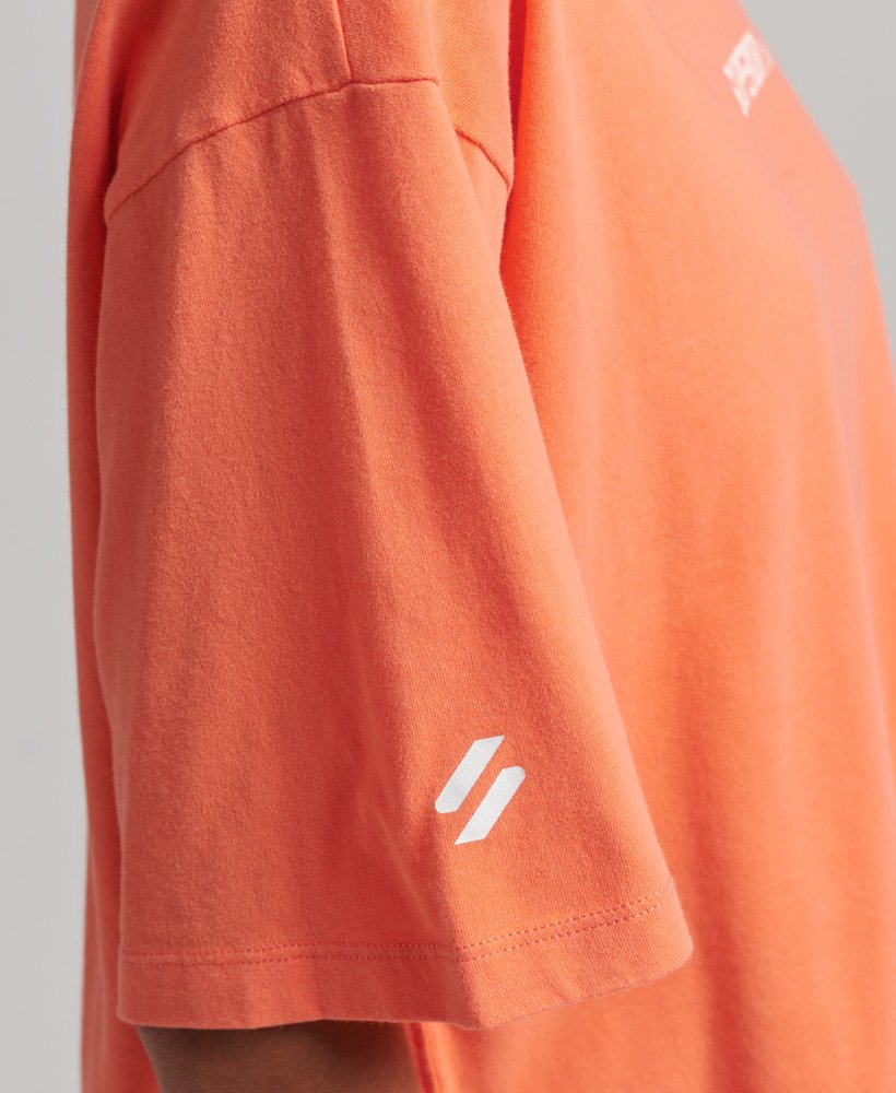core sport t-shirt in woestijnroze
