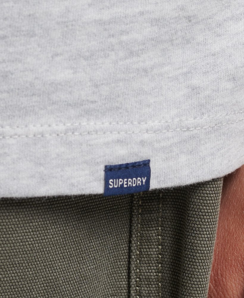 t-shirt van biologisch katoen met vintage logo en borduursel in glacier grey marl.