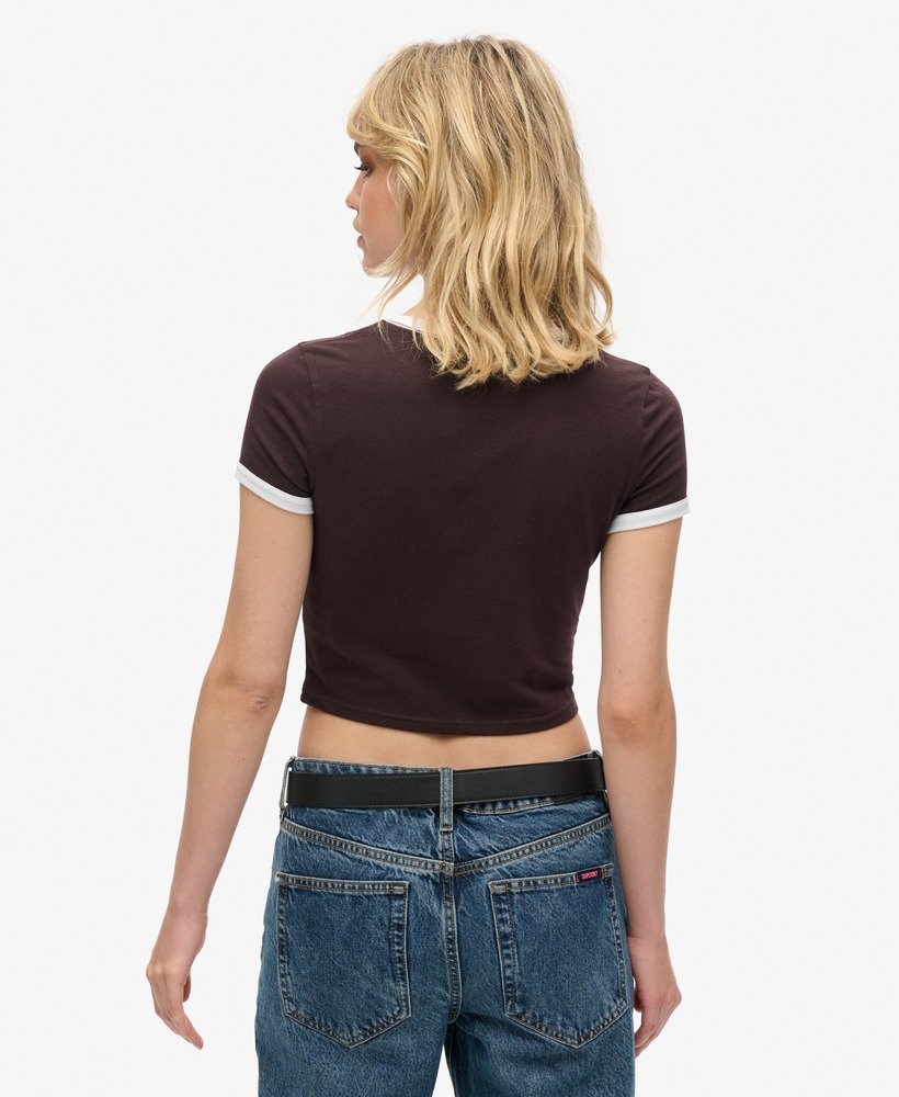 biologisch katoenen crop t-shirt met contrasterende boord in donkerbruinoptisch wit.