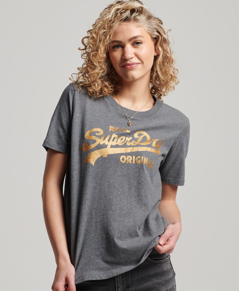 vintage t-shirt van biologisch katoen met logo en opdruk in een rijke antracietgrijze kleur.