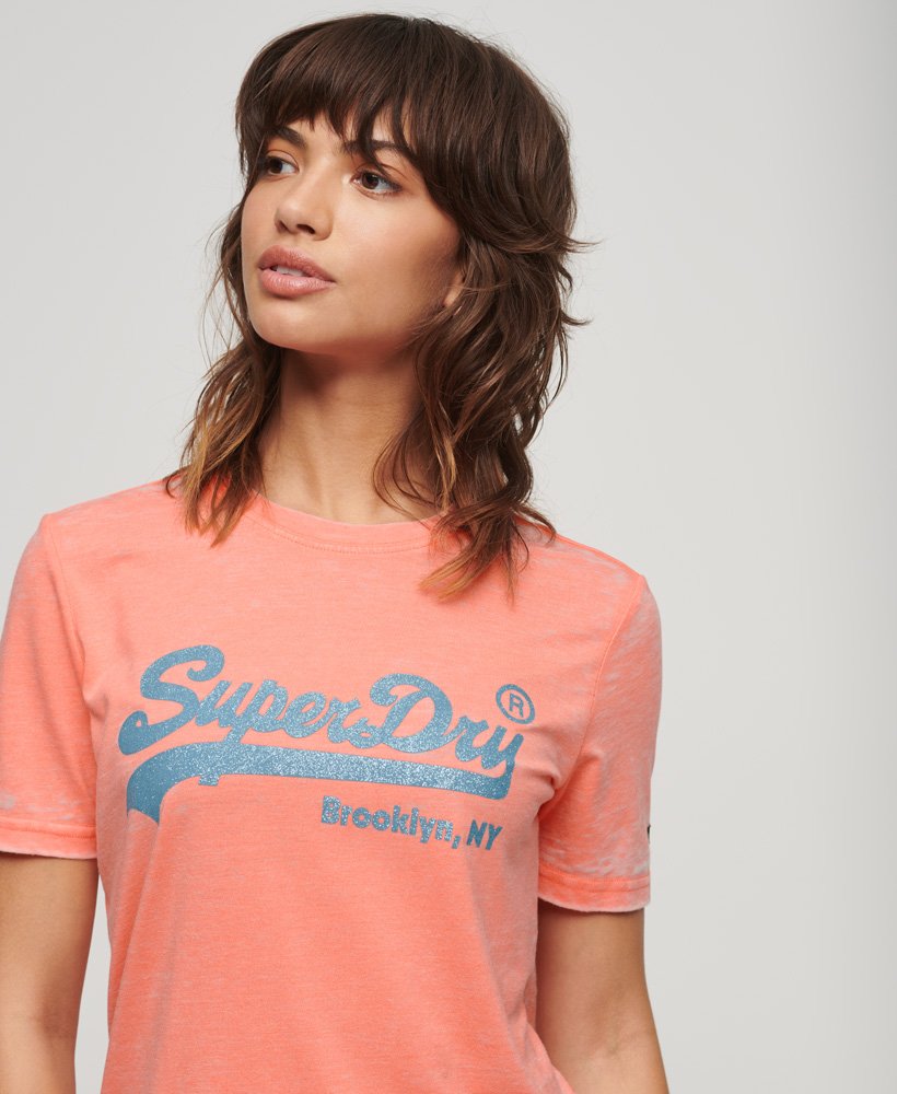 versierd vintage logo t-shirt in fusion coral
