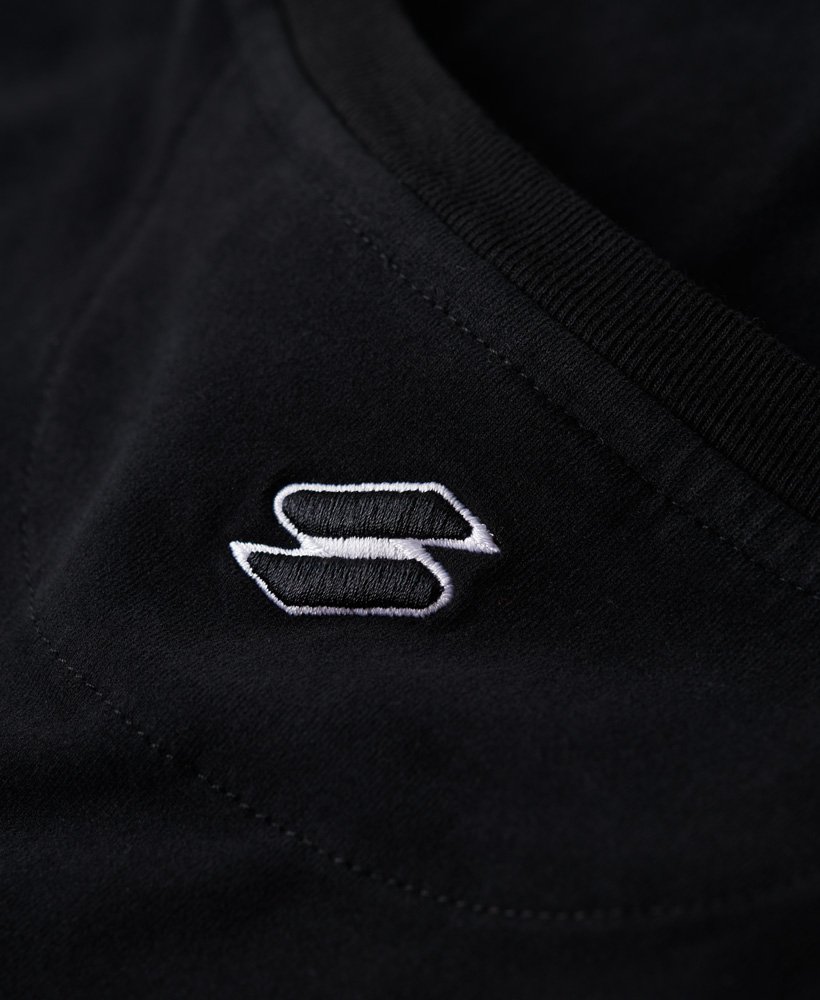sport luxe logo fitted cropped t-shirt in black