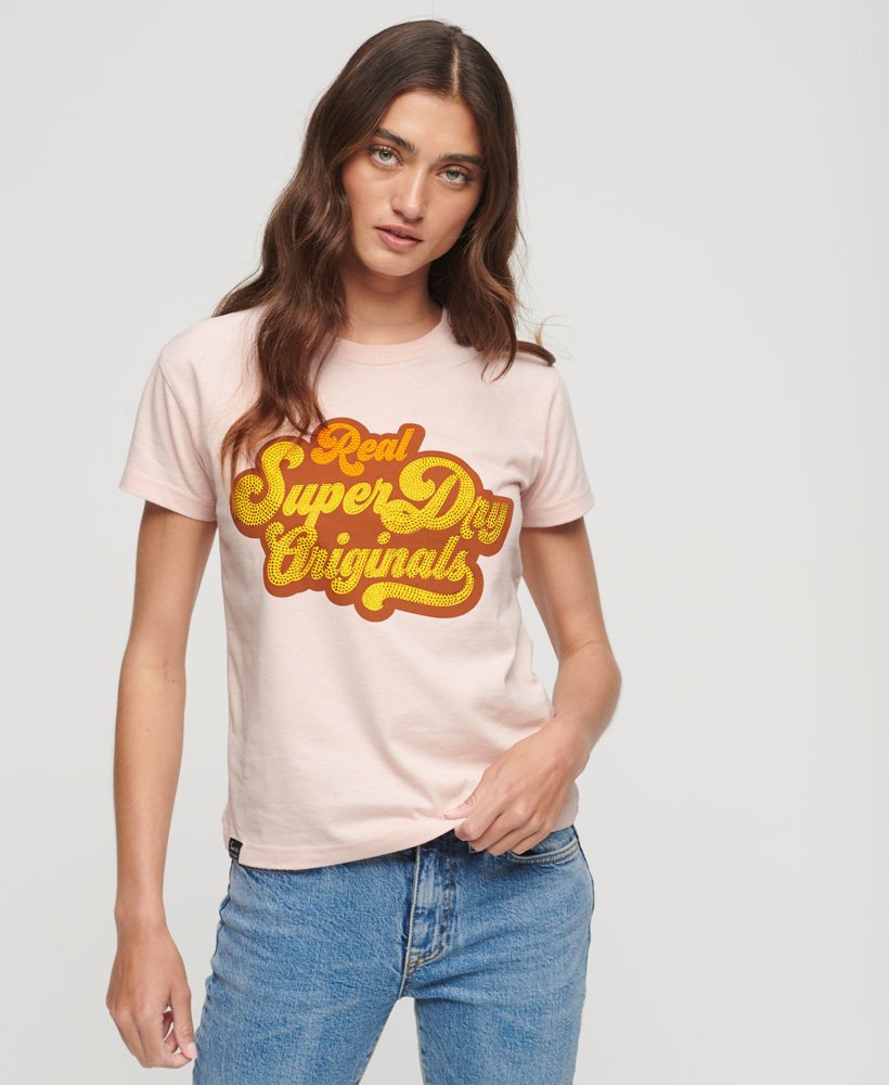t-shirt met metallic logo in jaren 70-stijl in somon pink marl.