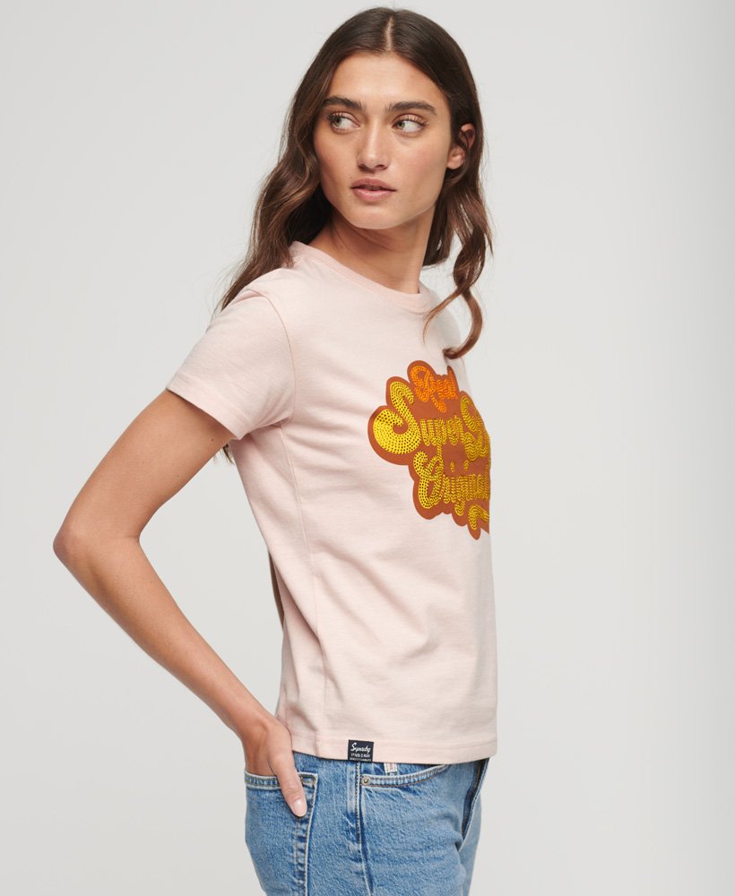 t-shirt met metallic logo in jaren 70-stijl in somon pink marl.