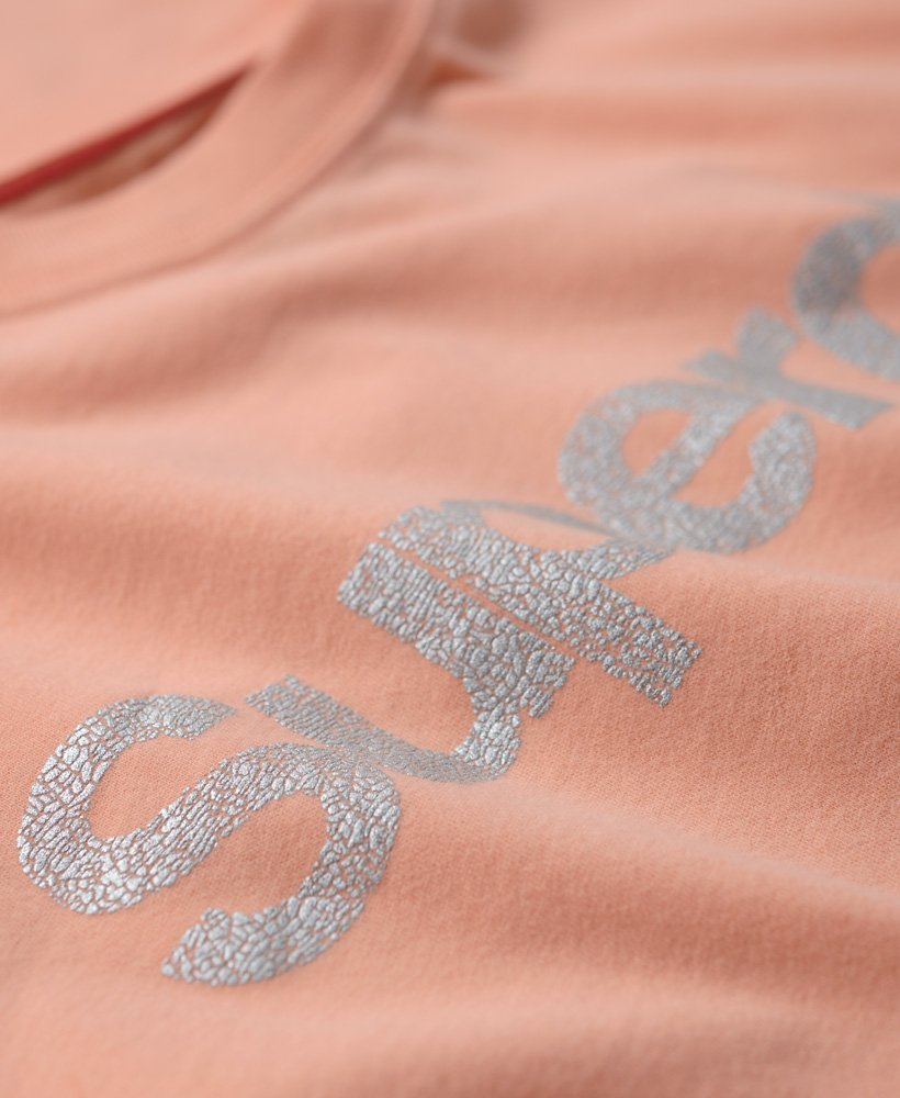 metallic core logo t-shirt in papaya punch pink