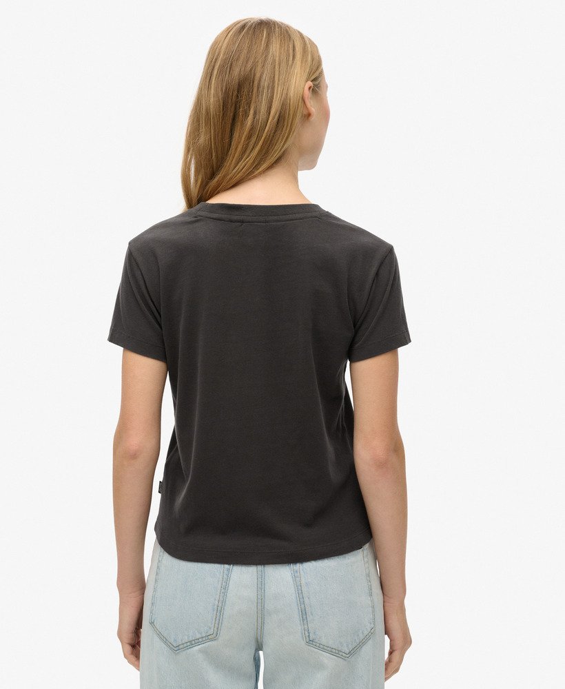 essential logo fitted t-shirt in bison black