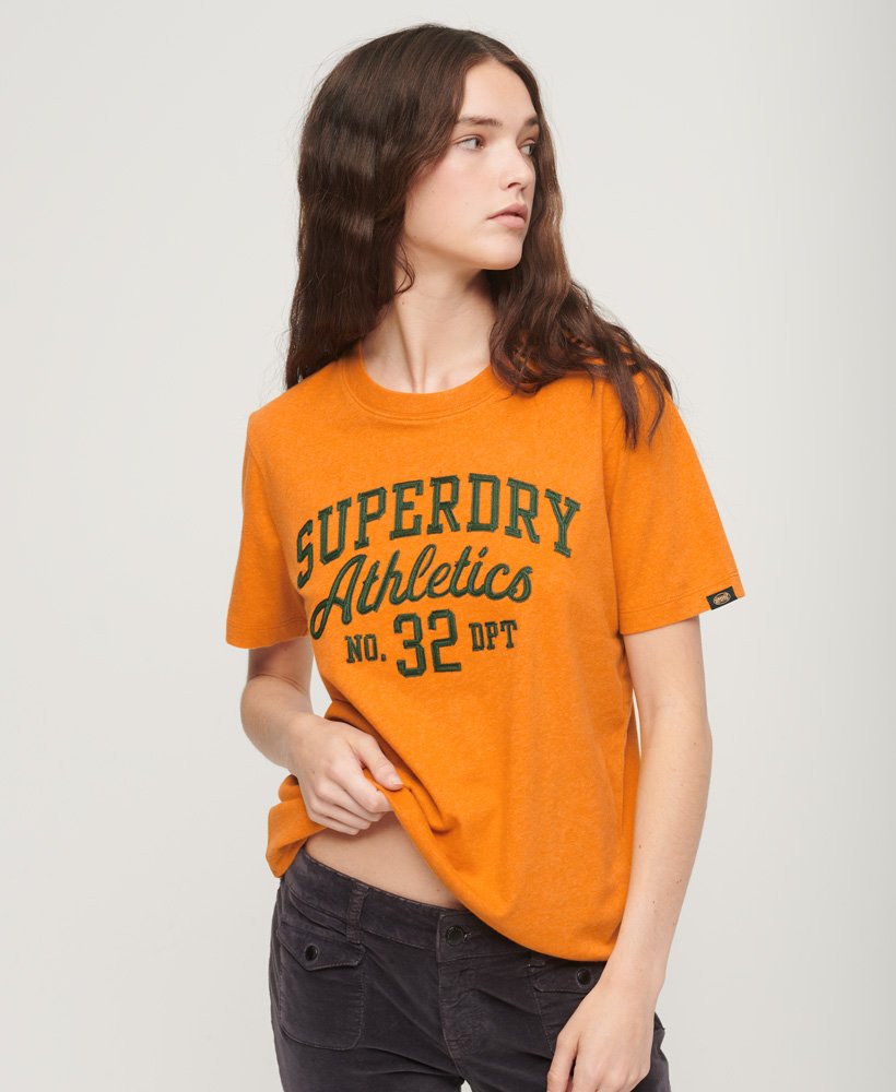 sportief t-shirt met scriptprint in gemêleerd goud.