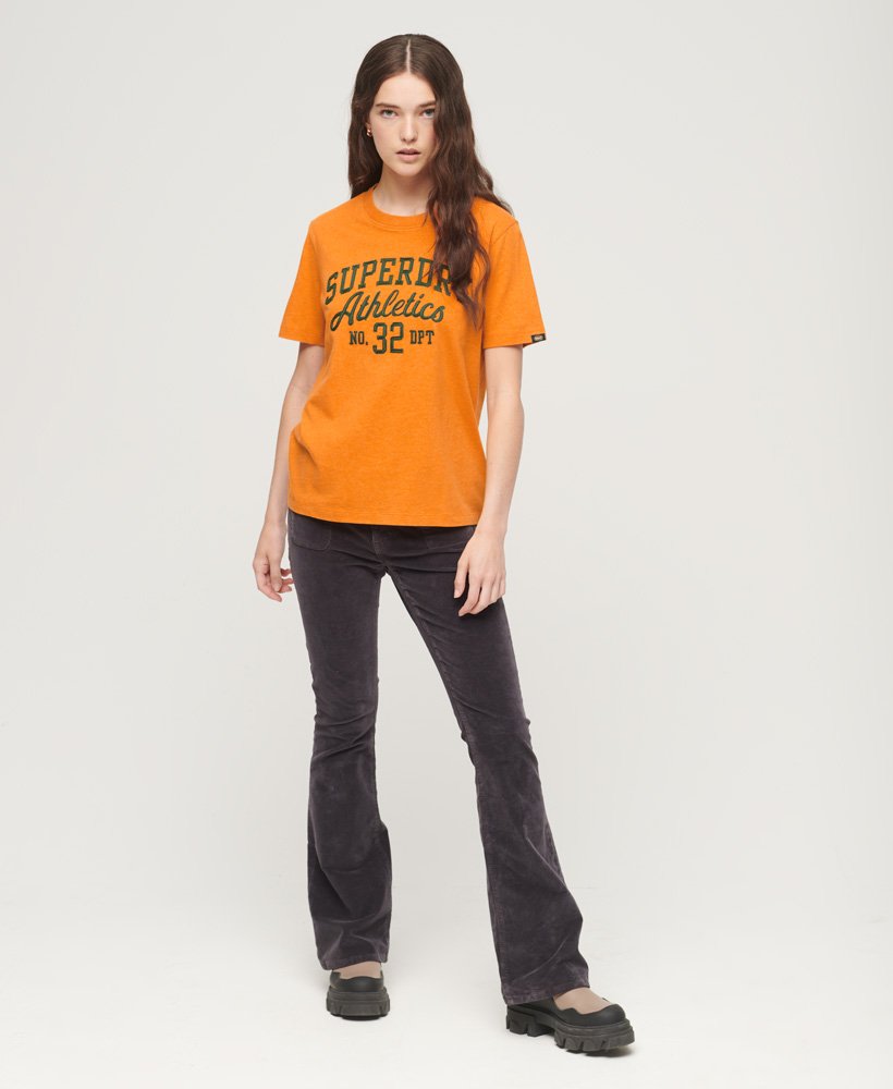 sportief t-shirt met scriptprint in gemêleerd goud.