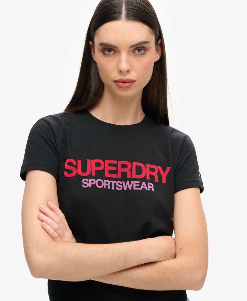 getailleerd t-shirt met sportlogo in zwart