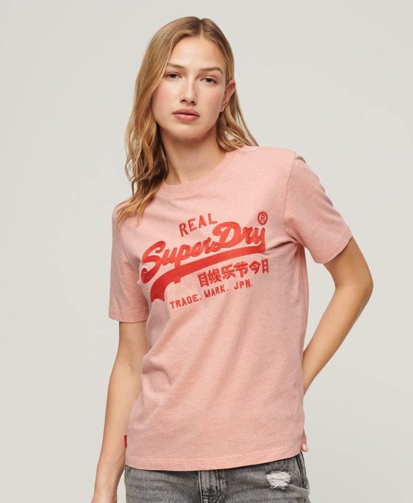 geborduurd vintage logo t-shirt in abbey peach heather