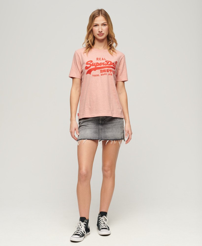 geborduurd vintage logo t-shirt in abbey peach heather