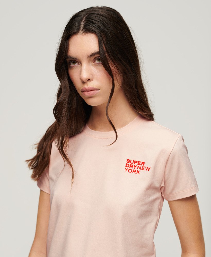 sport luxe graphic t-shirt in mauve morn pink