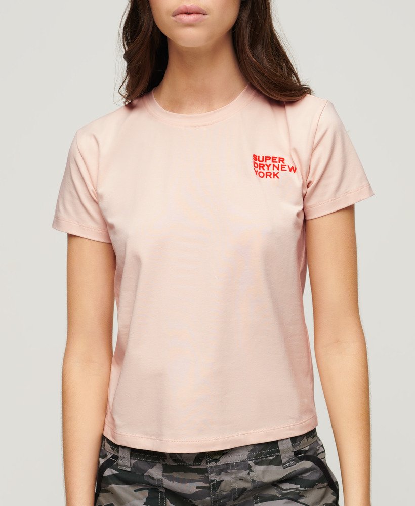 sport luxe graphic t-shirt in mauve morn pink
