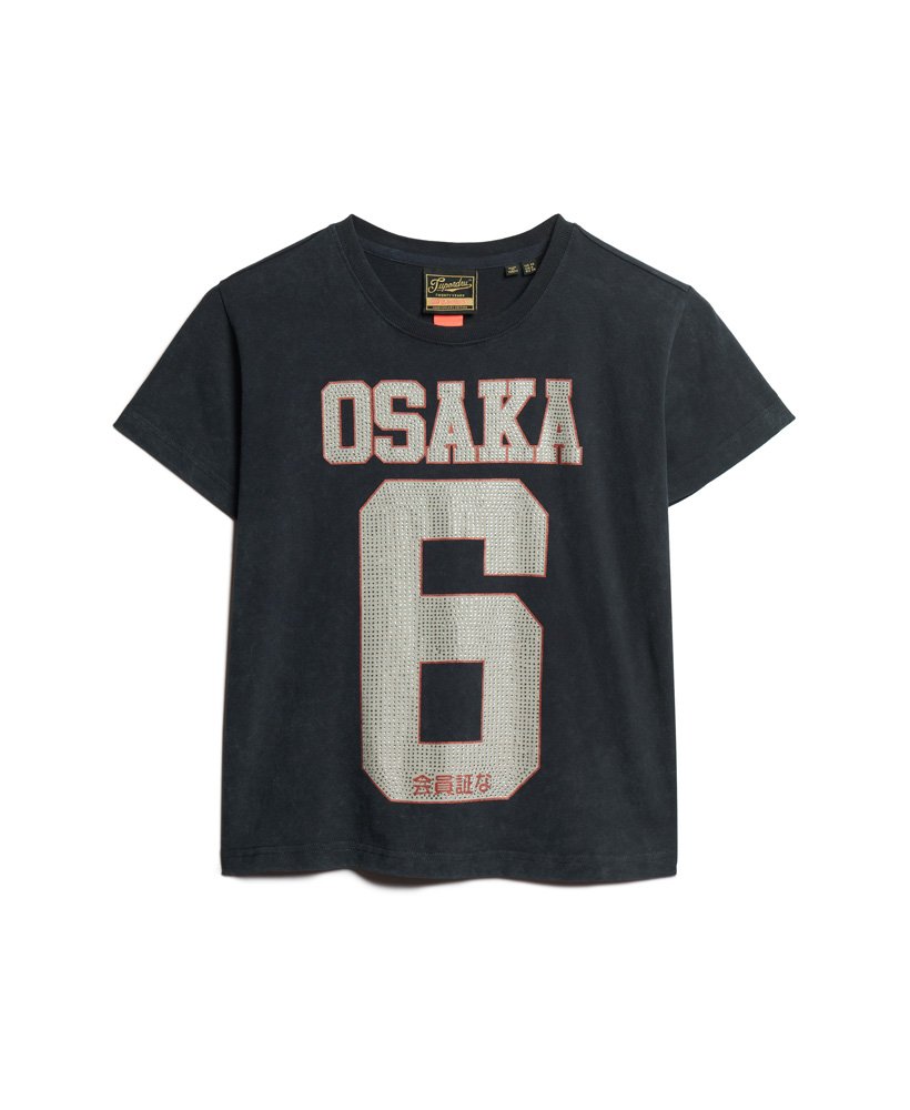 osaka 6 t-shirt met versieringen uit de jaren 90 in eclipse navy
