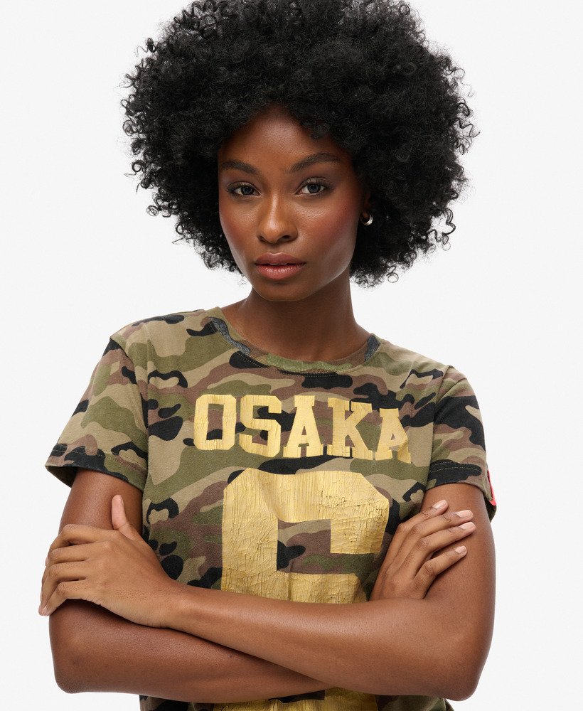 osaka 6 camo 90s t-shirt in mosgroen kaki