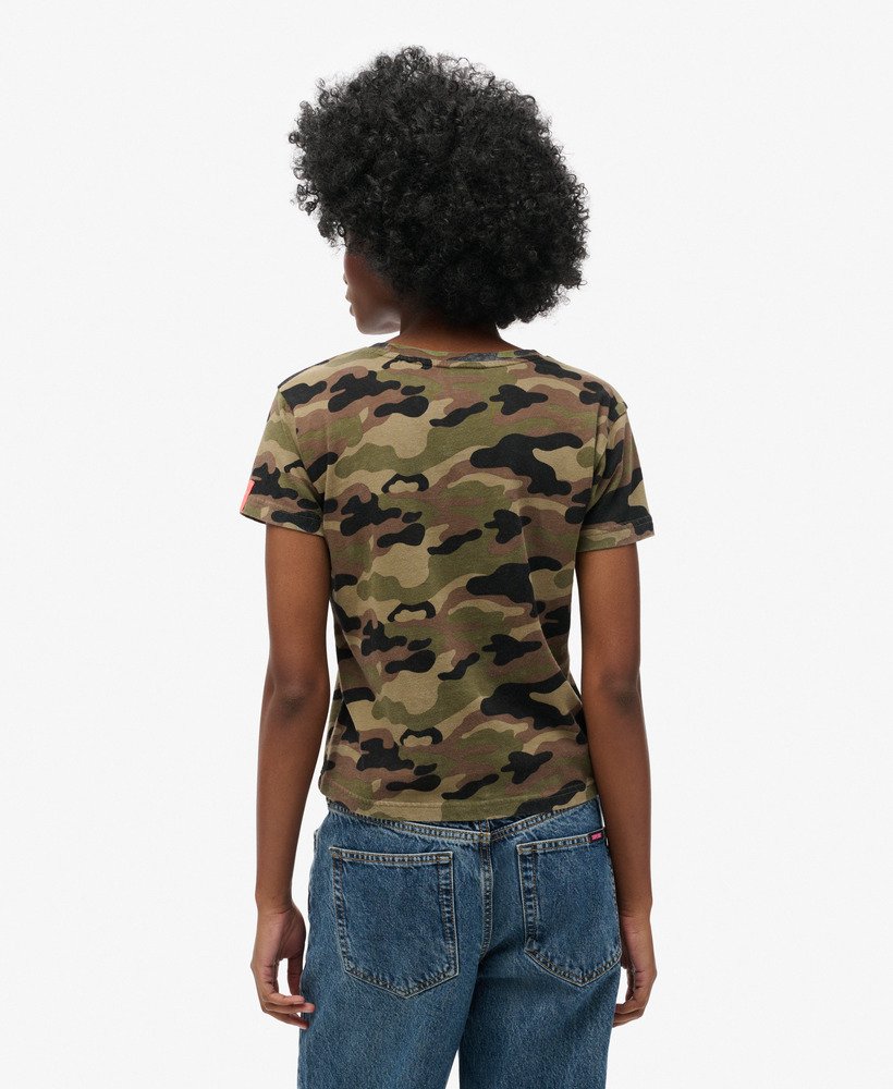 osaka 6 camo 90s t-shirt in mosgroen kaki