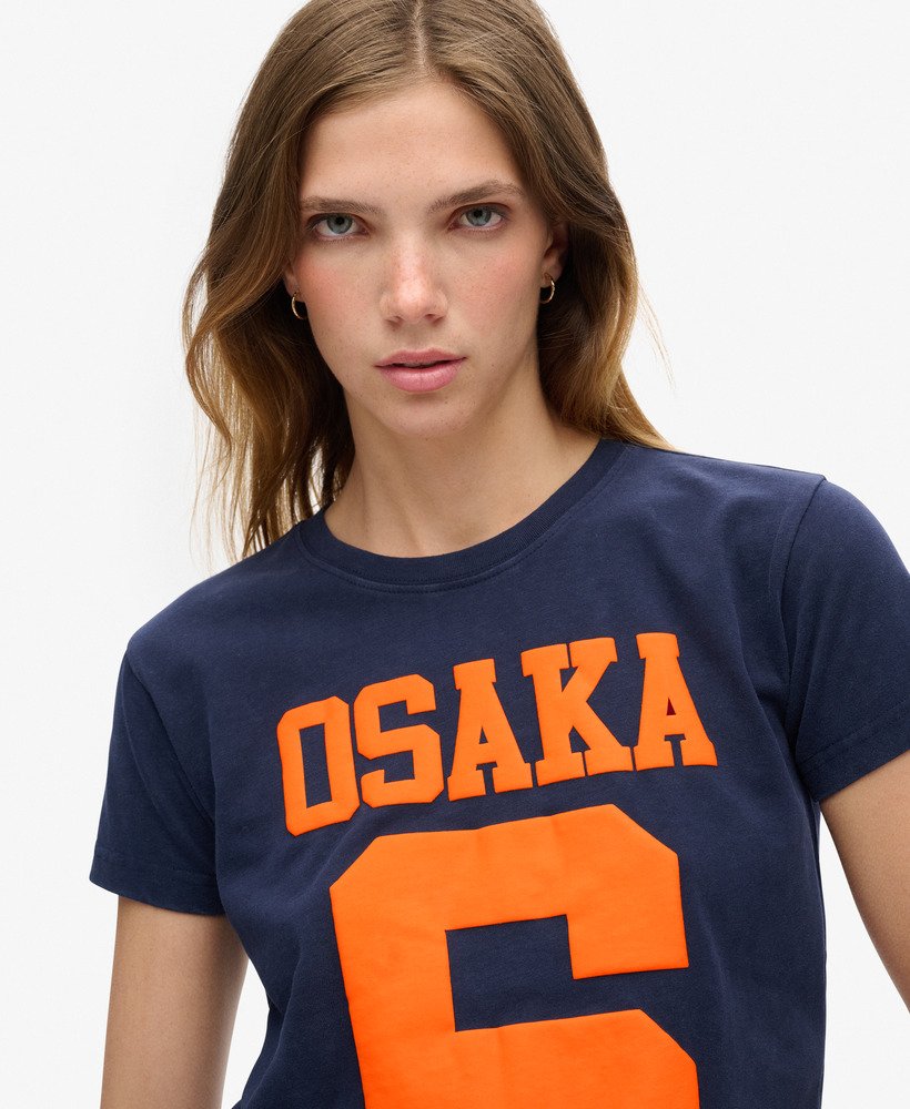 osaka 6 t-shirt met puffprint in diepblauw