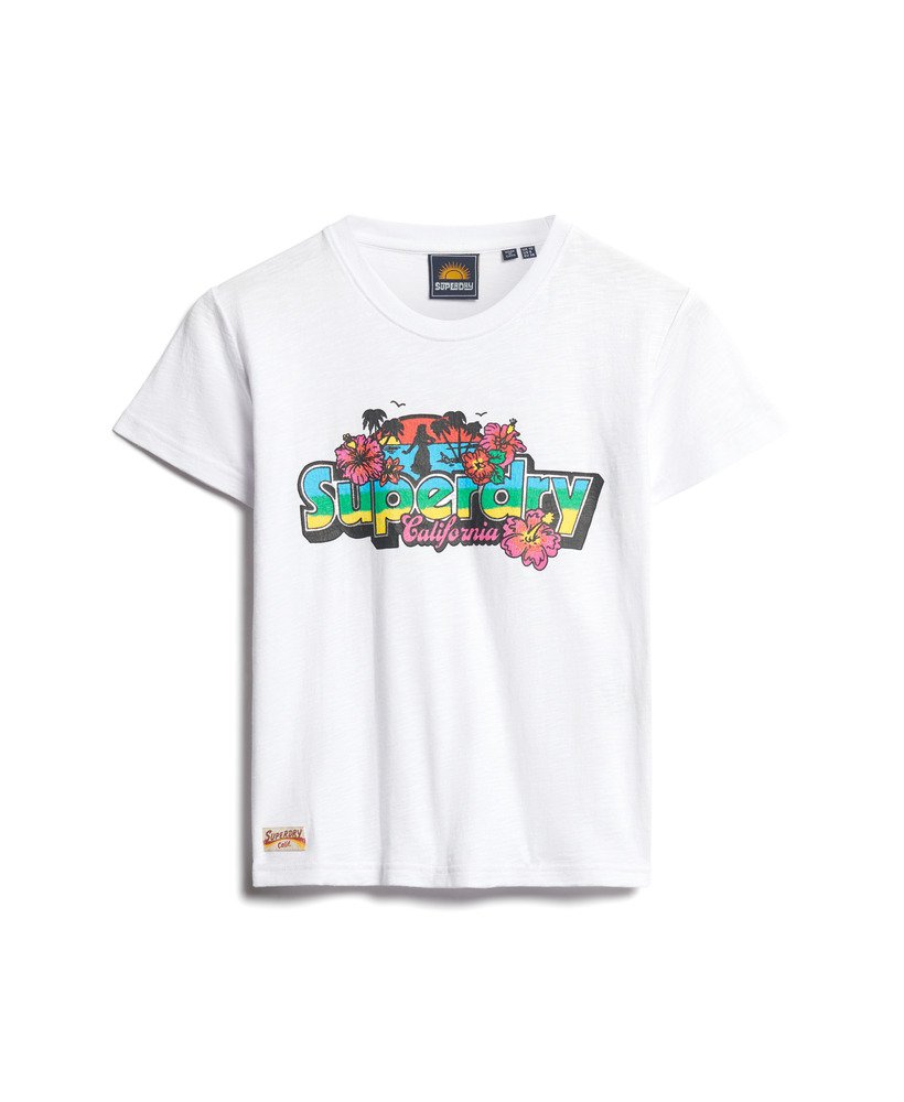 getailleerd t-shirt met cali-sticker in winterwit met structuurverf.