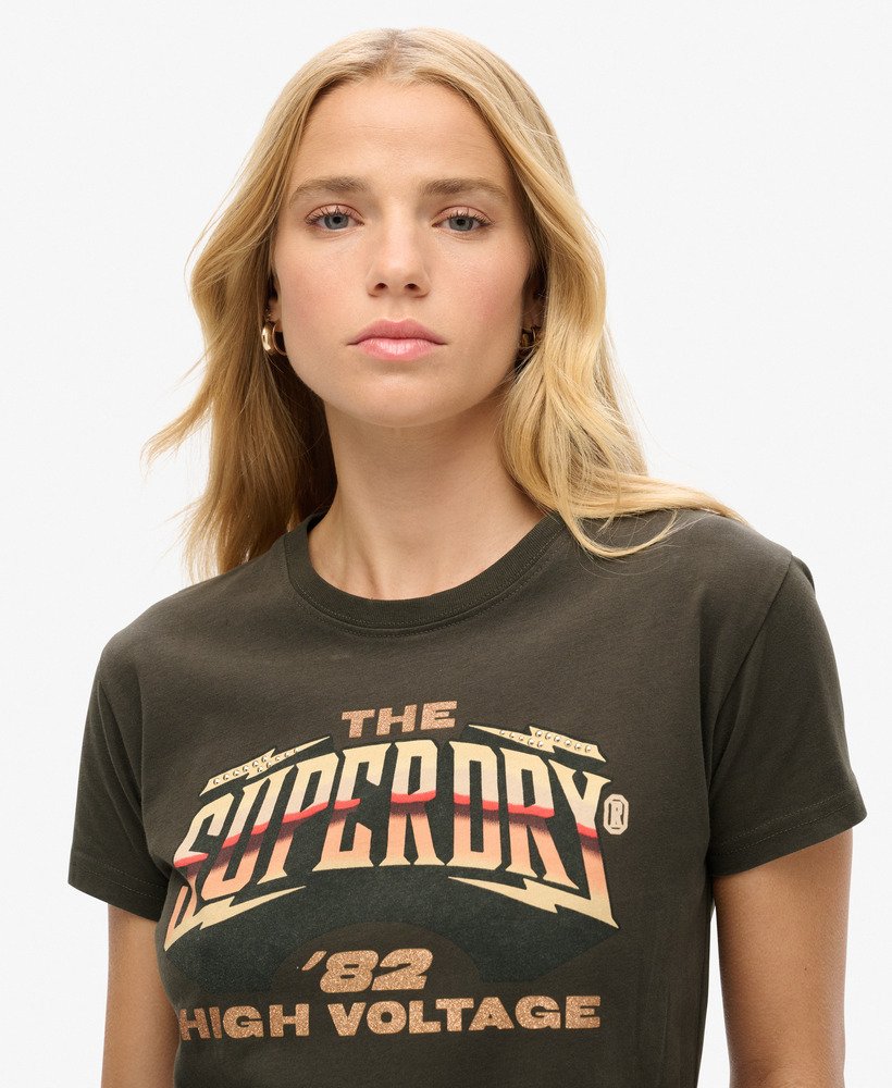 t-shirt met korte mouwen in vintage zwart geïnspireerd op een rockband uit de jaren 70.