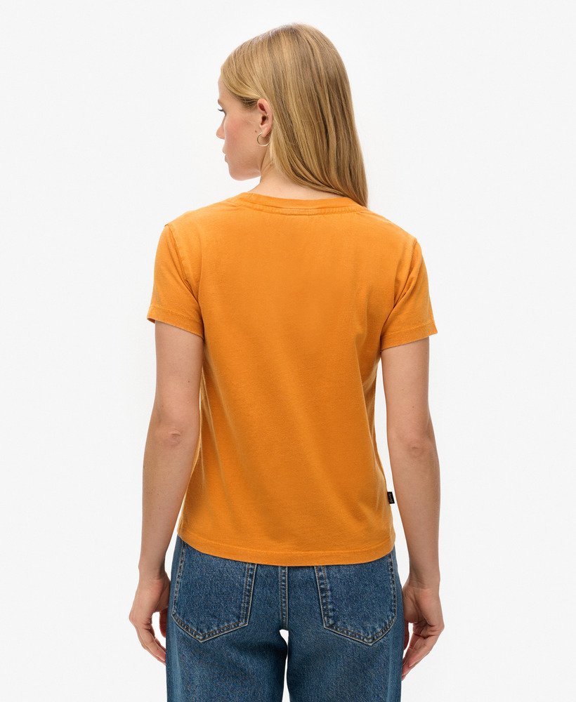 essential logo fitted t-shirt in track gold