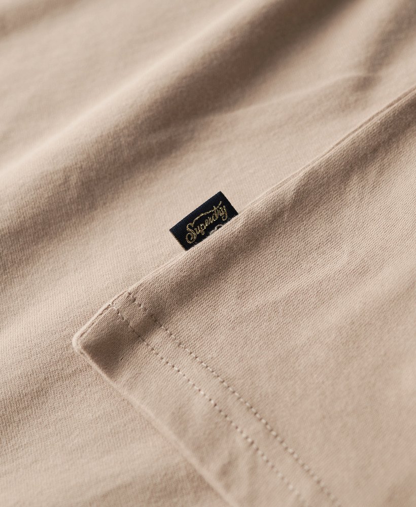 essential logo fitted tee in cobblestone grey