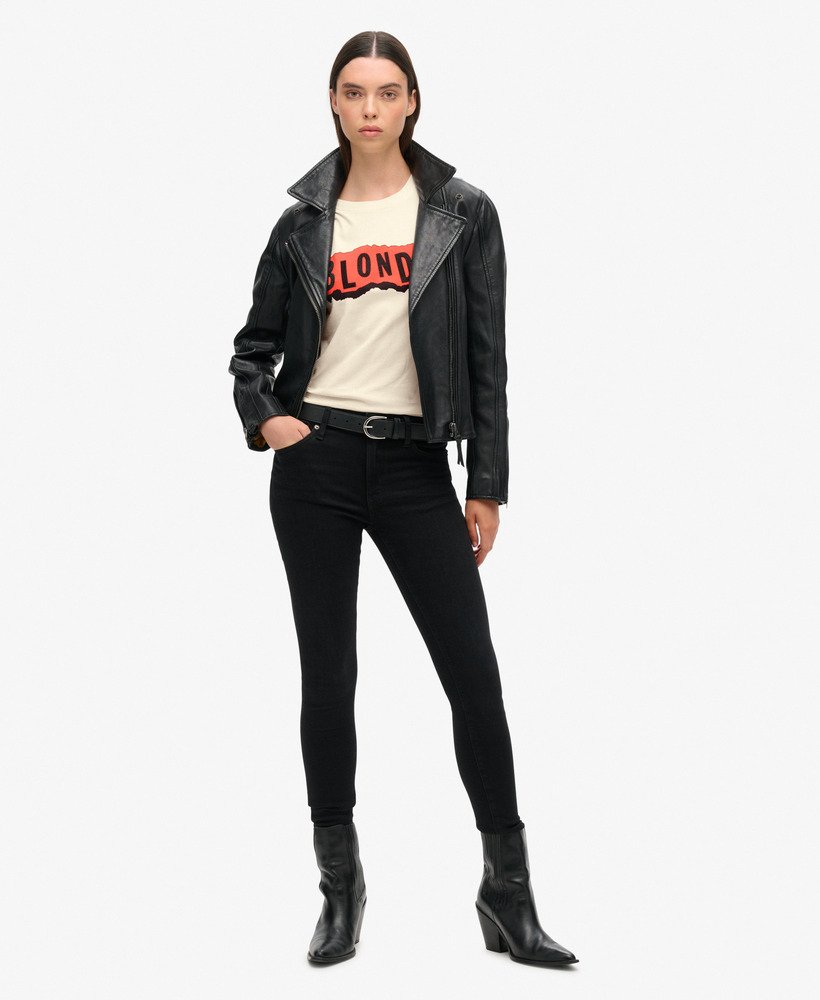 blondie x superdry aansluitend t-shirt in nieuw krijtwit