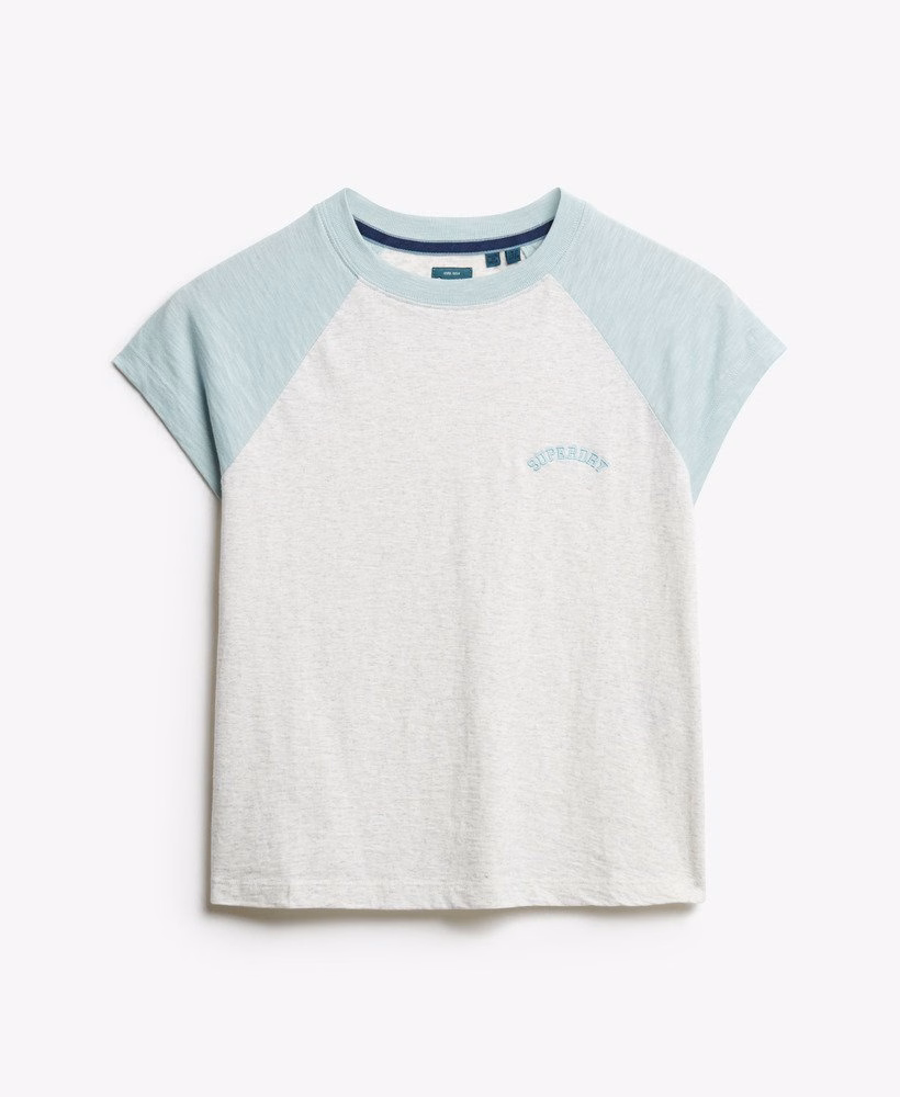 T-shirt met Essential-logo van biologisch katoen en raglanlengte.