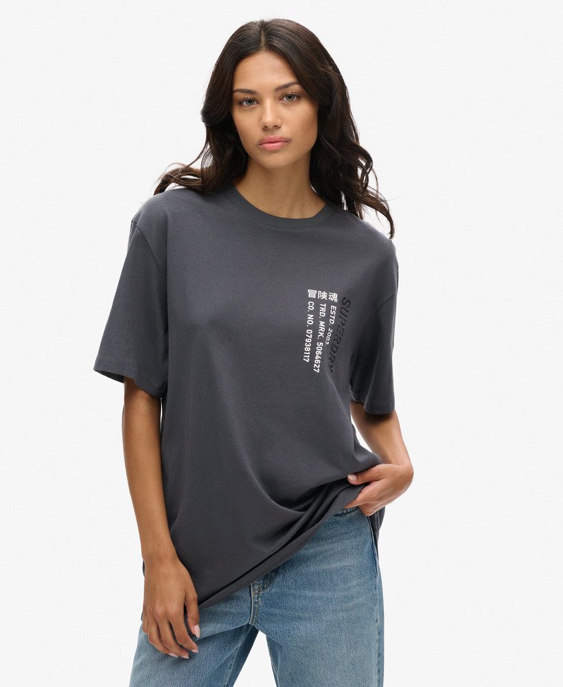 oversized utility sport logo t-shirt in ebony